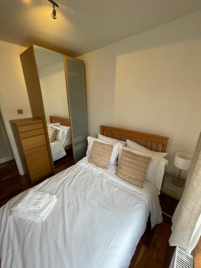 Spacious Flat Opposite The Oval Apartamento Londres Exterior foto